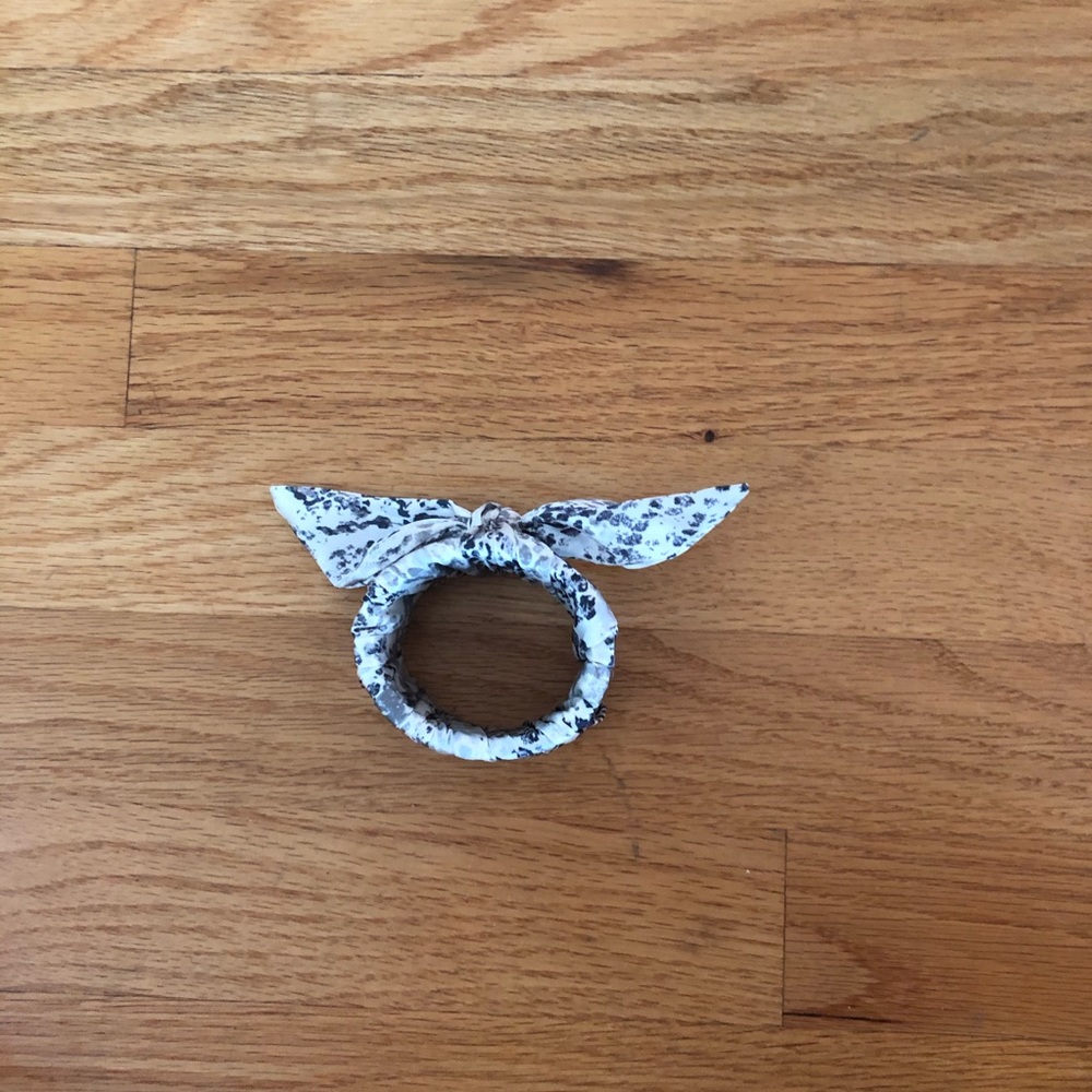 Cloth bracelet - Picture 2 of 6